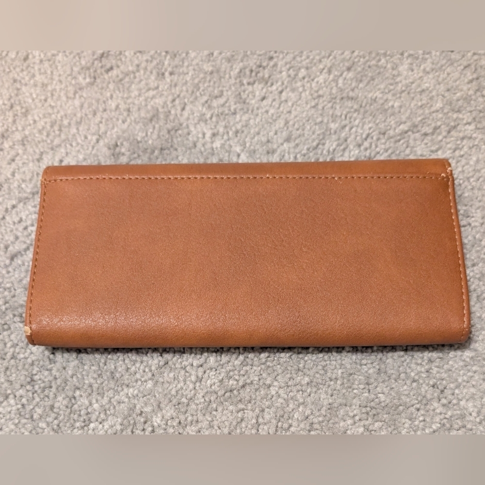 Tan Wallet - Picture 2 of 3